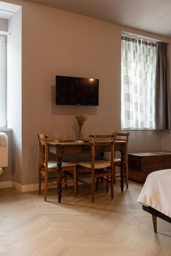Casa Room Apartments Machiavelli 13 Terst Exteriér fotografie